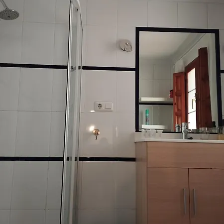 C25a01 Carlota Reocín