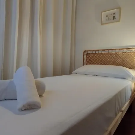 C25a01 Carlota Reocín